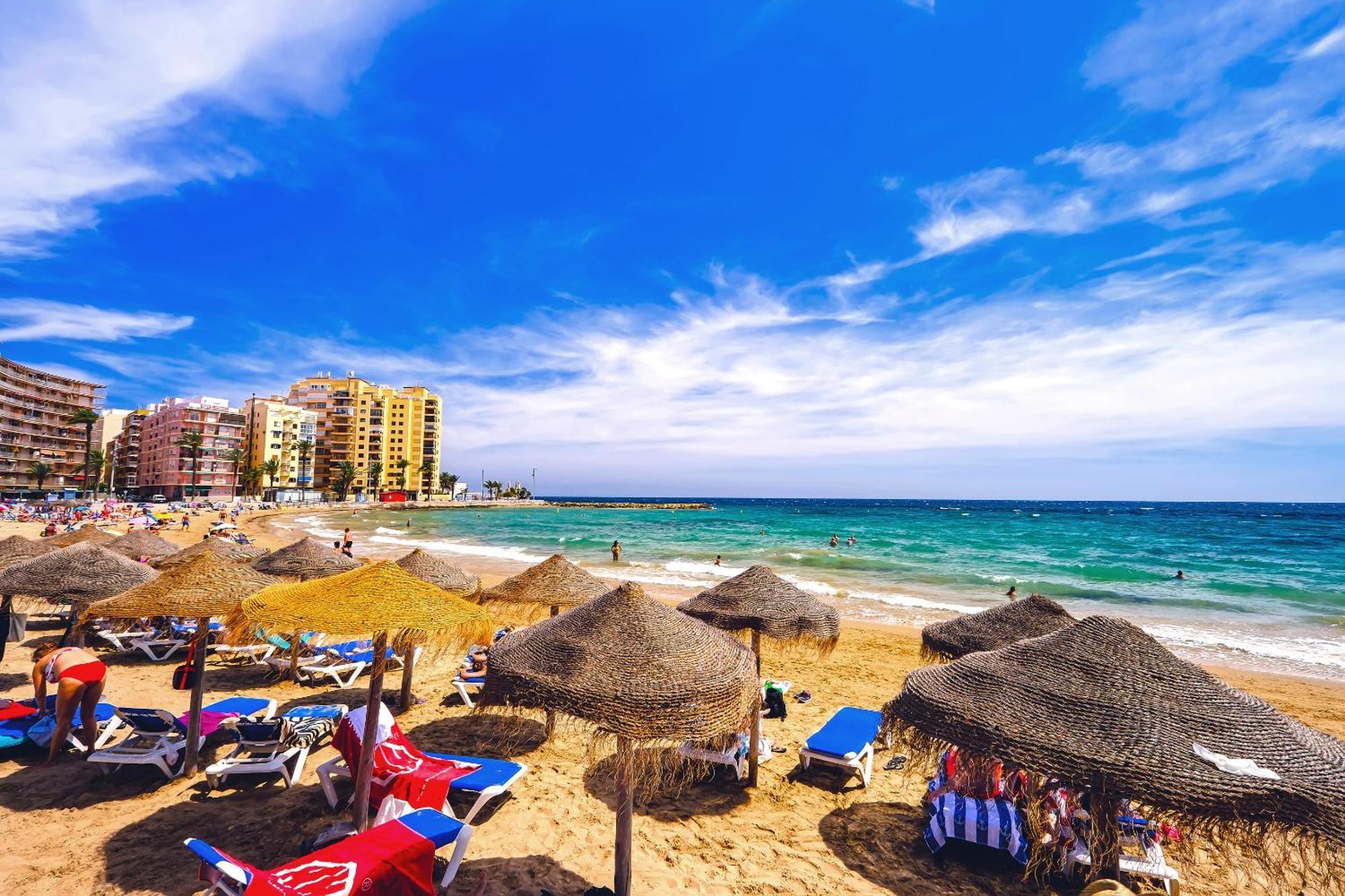 Holiday Royal Suite Concordia Τορεβιέχα Εξωτερικό φωτογραφία