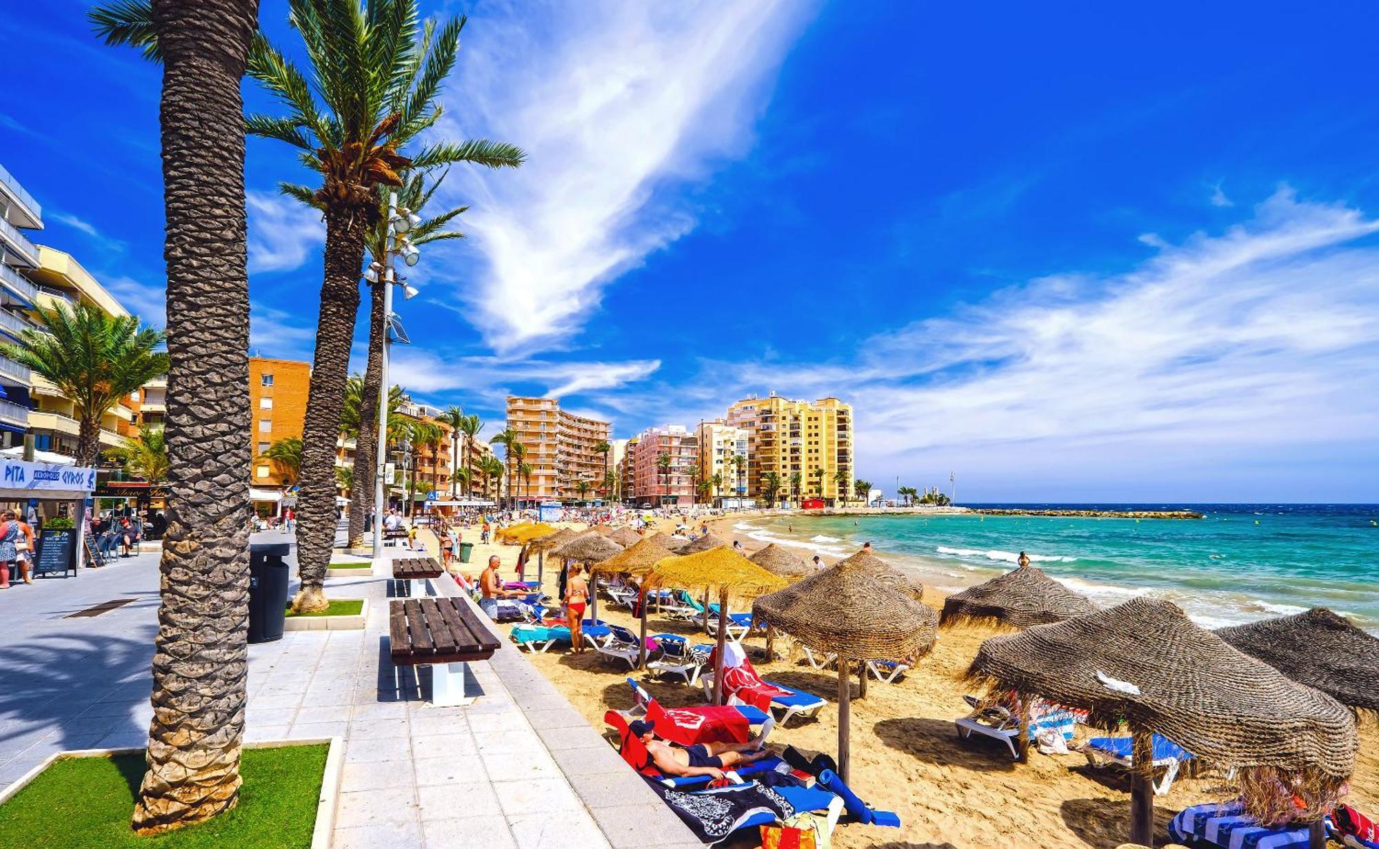 Holiday Royal Suite Concordia Τορεβιέχα Εξωτερικό φωτογραφία