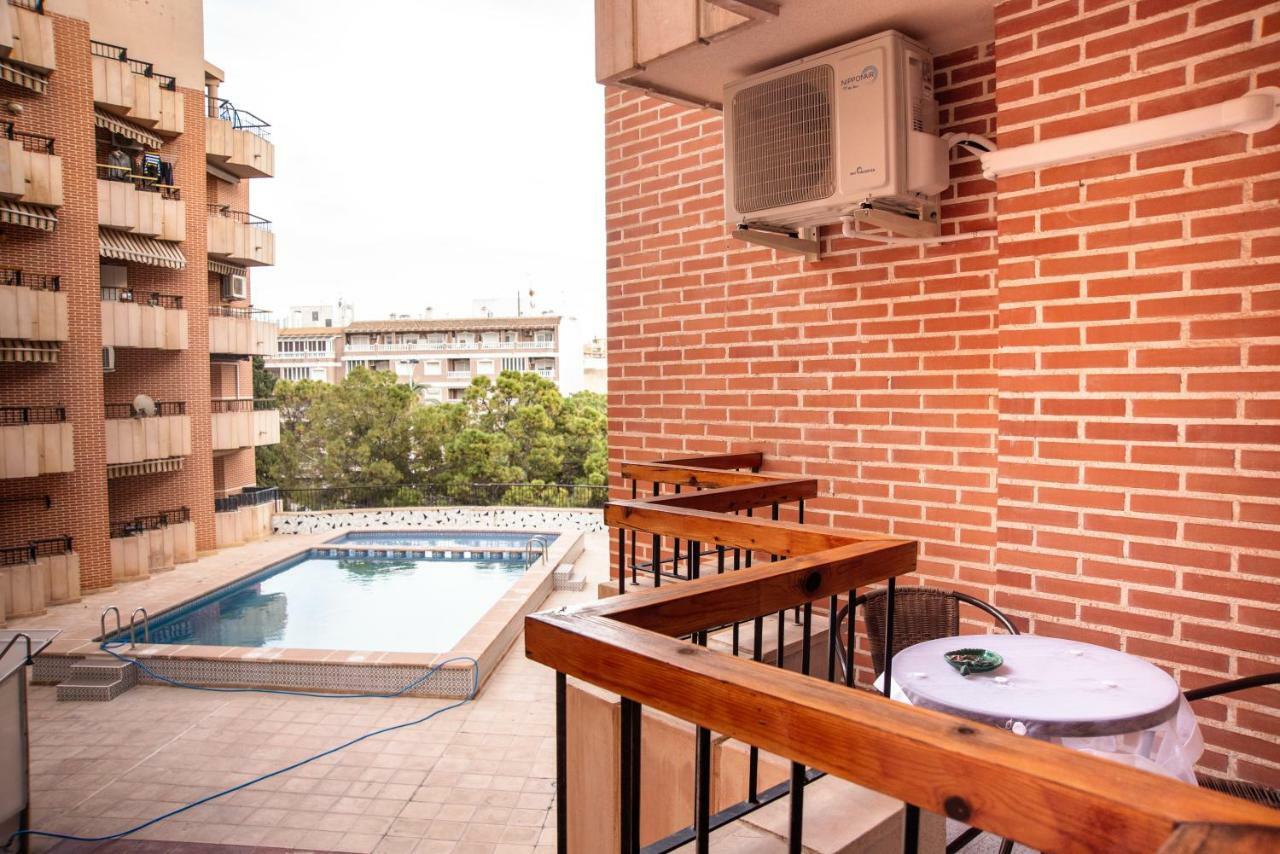 Holiday Royal Suite Concordia Τορεβιέχα Εξωτερικό φωτογραφία