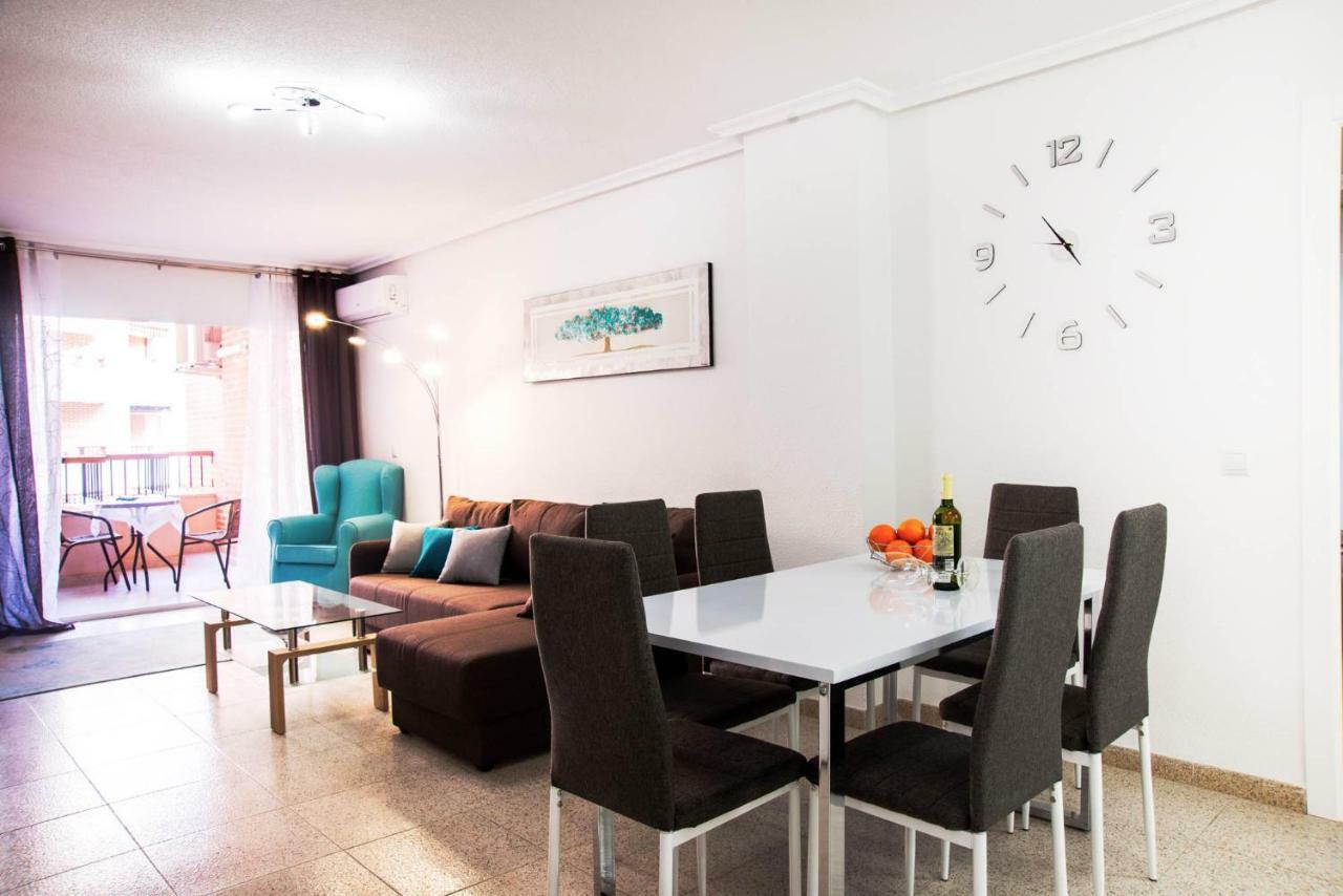 Holiday Royal Suite Concordia Τορεβιέχα Εξωτερικό φωτογραφία