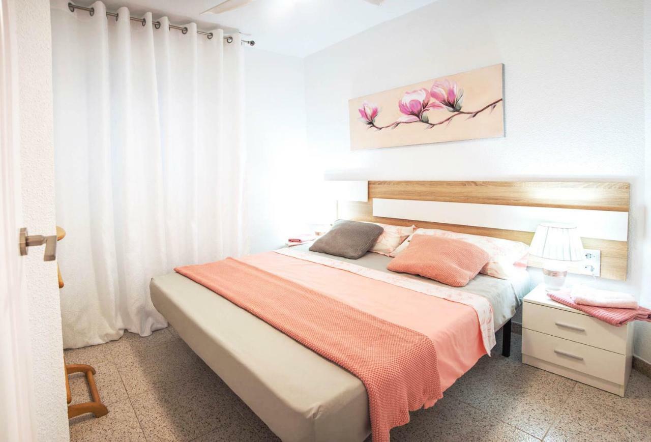 Holiday Royal Suite Concordia Τορεβιέχα Εξωτερικό φωτογραφία