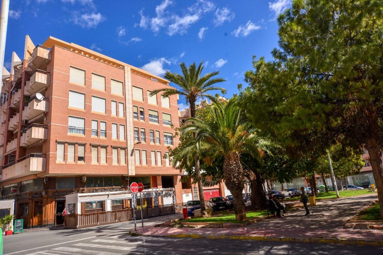 Holiday Royal Suite Concordia Τορεβιέχα Εξωτερικό φωτογραφία